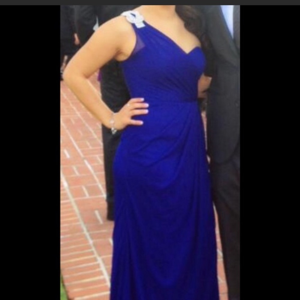 One shoulder Royal dress